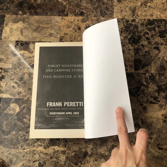 The Visitation by Frank E. Peretti (English) Paperback Book 2003 Westbow Press - Picture 8 of 8